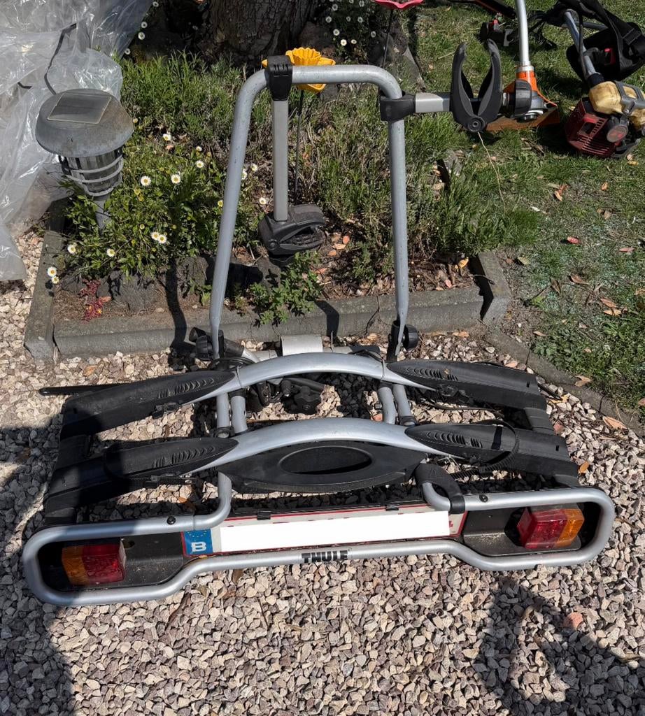Fietsendrager thule, Auto diversen, Fietsendragers, Ophalen, 2 fietsen, Zo goed als nieuw