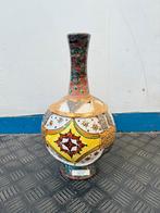 Decoratieve Spaanse vaas met gouden accenten, Antiek en Kunst, Ophalen