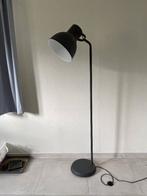 Industriële staanlamp, Huis en Inrichting, Lampen | Vloerlampen, Ophalen, Zo goed als nieuw, Metaal, Industrieel