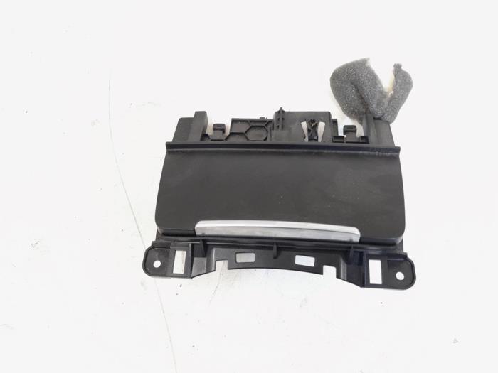 Cendrier avant d'un Audi A4, Autos : Pièces & Accessoires, Habitacle & Garnissage, Audi, Utilisé, 3 mois de garantie, Enlèvement ou Envoi