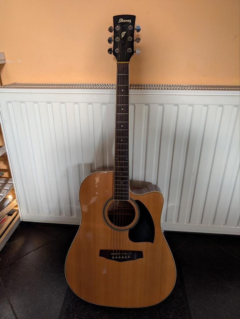 Ibanez semi akoestische gitaar, Ophalen
