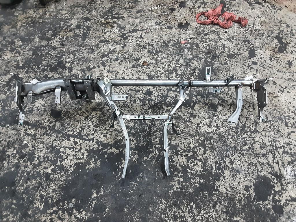 CADRE DE TABLEAU DE BORD Volkswagen T-Roc I, Volkswagen, Mevr. I. Hauben, Utilisé, Rue de l'Espoir 34 34
4030  GRIVEGNÉE, BE