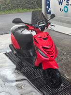 Piaggo zip 4t A klasse te koop/ruil prijs bespreekbaar, Fietsen en Brommers, Ophalen, Zo goed als nieuw