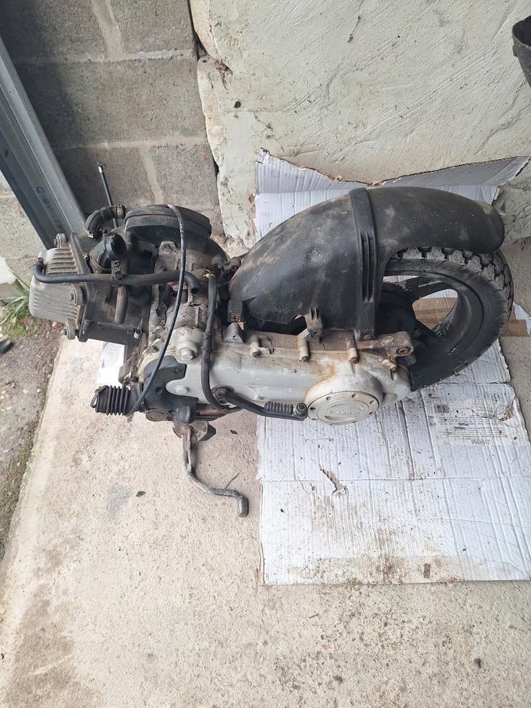Moteur 4 temps Piaggio 50 cc en état de marche à 100 %, Vélos & Vélomoteurs, Pièces de cyclomoteur | Général, Enlèvement ou Envoi