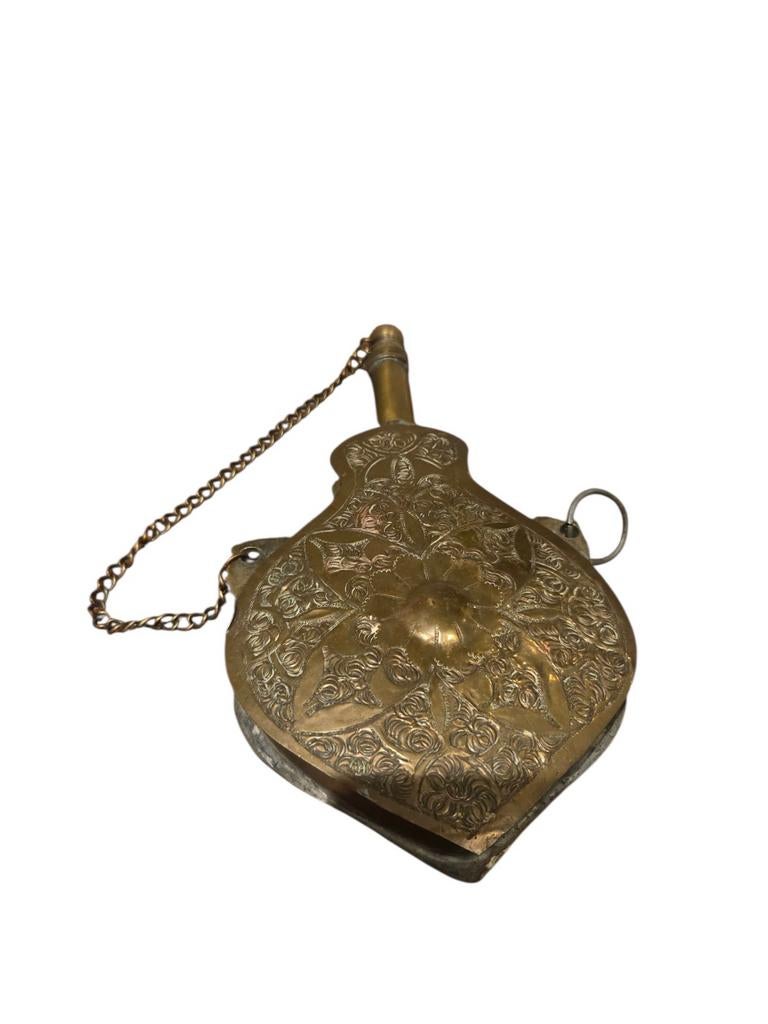 Bijzonder fraai en authentiek antiek bronzen vat voor buskru, Ophalen of Verzenden, Brons