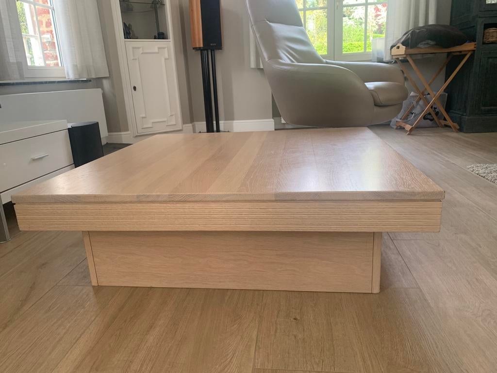 Table basse en chêne 1mx1m, Maison & Meubles, Enlèvement, Utilisé