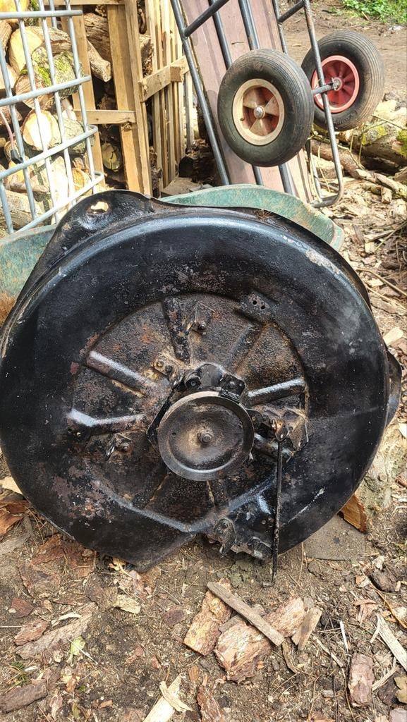Le carter de tondeuse à gazon pour tracteurs de pelouse est, Jardin & Terrasse, Tondeuses autoportées, Enlèvement