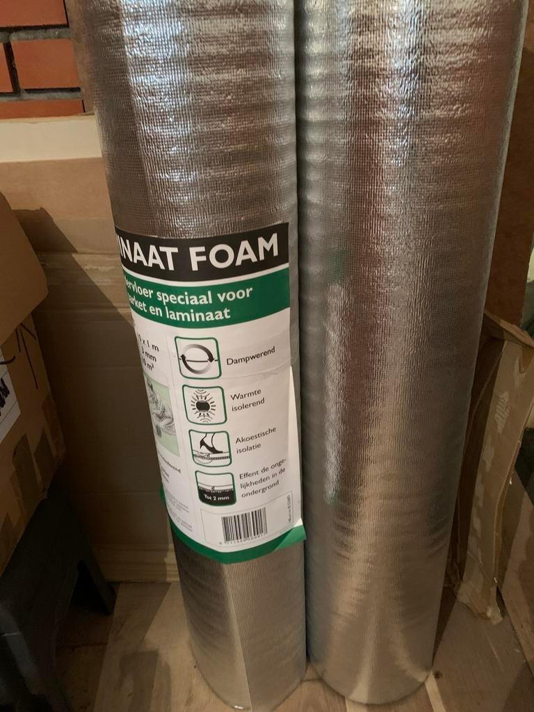 Laminaat foam ondervloer, Doe-het-zelf en Bouw, Vloerdelen en Plavuizen, Nieuw, Laminaat, 150 cm of meer, 30 cm of meer, 10 m² of meer