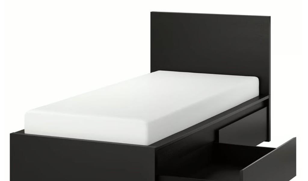 Malm eenpersoonsbed van Ikea, Huis en Inrichting, Slaapkamer | Bedden, Ophalen, 90 cm, Eenpersoons, Zwart
