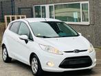 FORD FIESTA 1.6TDCi GARANTIE 12MOIS 85.167KM CARNET COMPLÈTE, Autos, Euro 5, 5 portes, Particulier, Fiësta