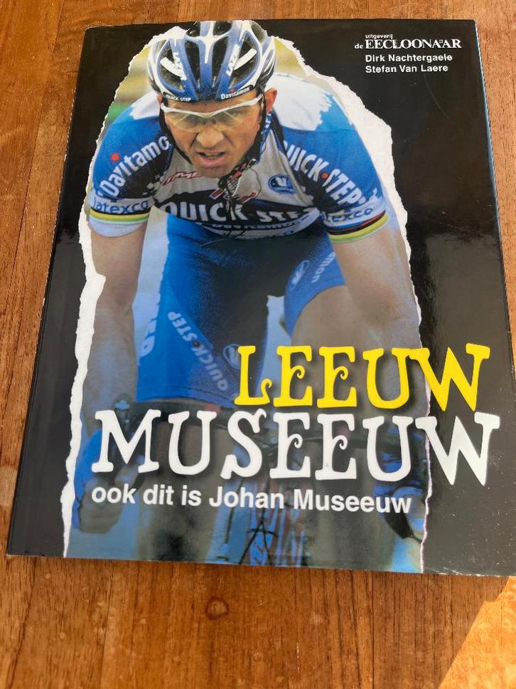 Leeuw Museeuw-Hard cover -2004, Livres, Livres de sport, Comme neuf, Course à pied et Cyclisme, Envoi