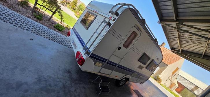 Caravan, Caravanes & Camping, Caravanes, Particulier, jusqu'à 4, Hobby, Coin salon convertible, Lit fixe, Porte-vélos, Réchaud à gaz