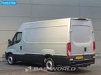 Iveco Daily 35S13 Zilvergrijs L2H2 3500kg Trekhaak Airco L2, Auto's, Bestelwagens en Lichte vracht, Euro 5, Gebruikt, Iveco, 130 pk