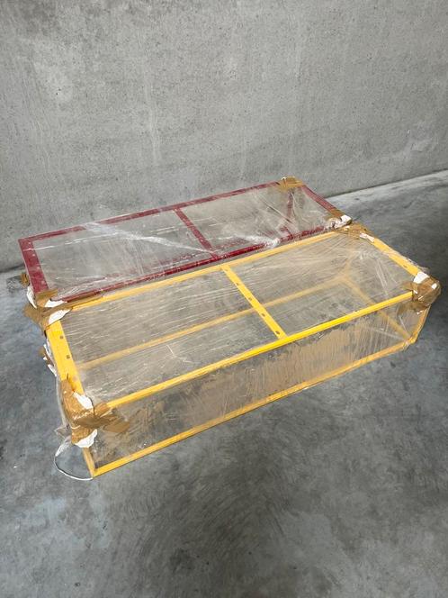 Stocksale stalen salontafel frames, Huis en Inrichting, Woonaccessoires | Krantenbakken en Lectuurbakken, Nieuw, Ophalen