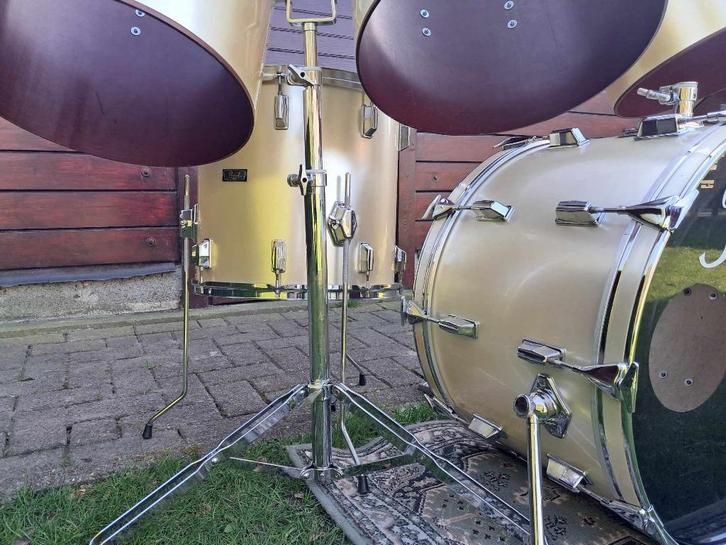 vintage shellset PEARL  ( ruil ? ), Muziek en Instrumenten, Drumstellen en Slagwerk, Gebruikt, Pearl, Ophalen