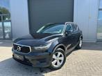 Volvo XC40 benzine automaat, Auto's, Volvo, Stof, 4 cilinders, https://public.car-pass.be/vhr/e96d6c6b-d463-45da-8102-cebe8e138e44