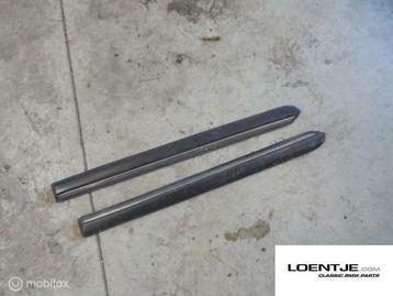 Stootlijst achterscherm BMW e30 coupe twee deurs 325i 320 et beschikbaar voor biedingen