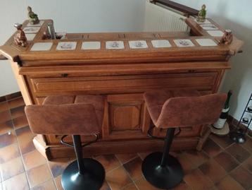 verschillende meubels slaapkamer en zetel  beschikbaar voor biedingen