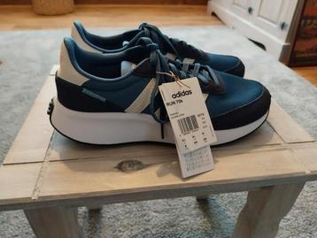 adidas run 70s beschikbaar voor biedingen