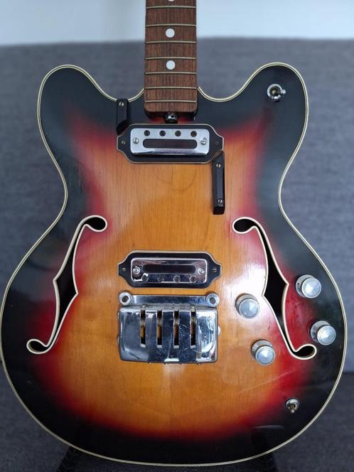 Galanti Hollowbody Bass 1960, Muziek en Instrumenten, Snaarinstrumenten | Gitaren | Bas, Gebruikt, Elektrisch, Ophalen