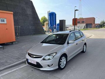 Hyundai i30 SW 1.6Crdi gekeurd met carpass beschikbaar voor biedingen