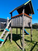 Speelhuisje met trap en glijbaan, Kinderen en Baby's, Speelgoed | Buiten | Speeltoestellen, Ophalen, Gebruikt, Glijbaan