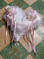 mooi wit harten kussentje voor trouwringen, Kleding | Dames, Ophalen of Verzenden, Wit