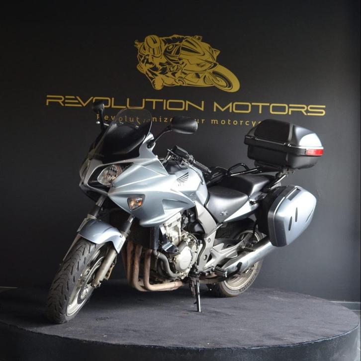 Honda CBF1000A, Motoren, Motoren | Honda, Bedrijf, Sport, meer dan 35 kW, 4 cilinders, Ophalen of Verzenden