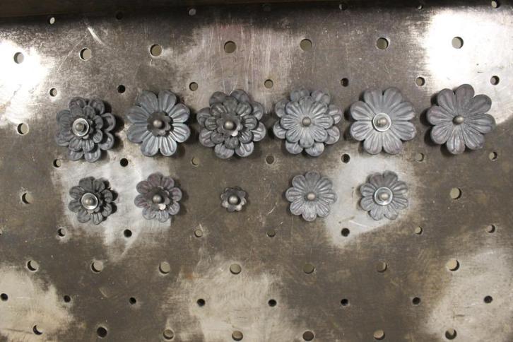 poutrel bloem, Huis en Inrichting, Woonaccessoires | Boeddhabeelden, Nieuw, Ophalen of Verzenden