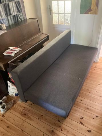 IKEA zitbank met clic-clac - grijs, Huis en Inrichting, Ophalen, Driepersoons, Zo goed als nieuw, Rechte bank