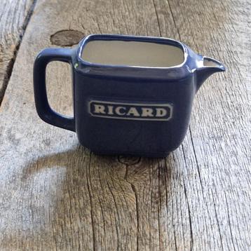 Petite carafe Ricard bleue beschikbaar voor biedingen