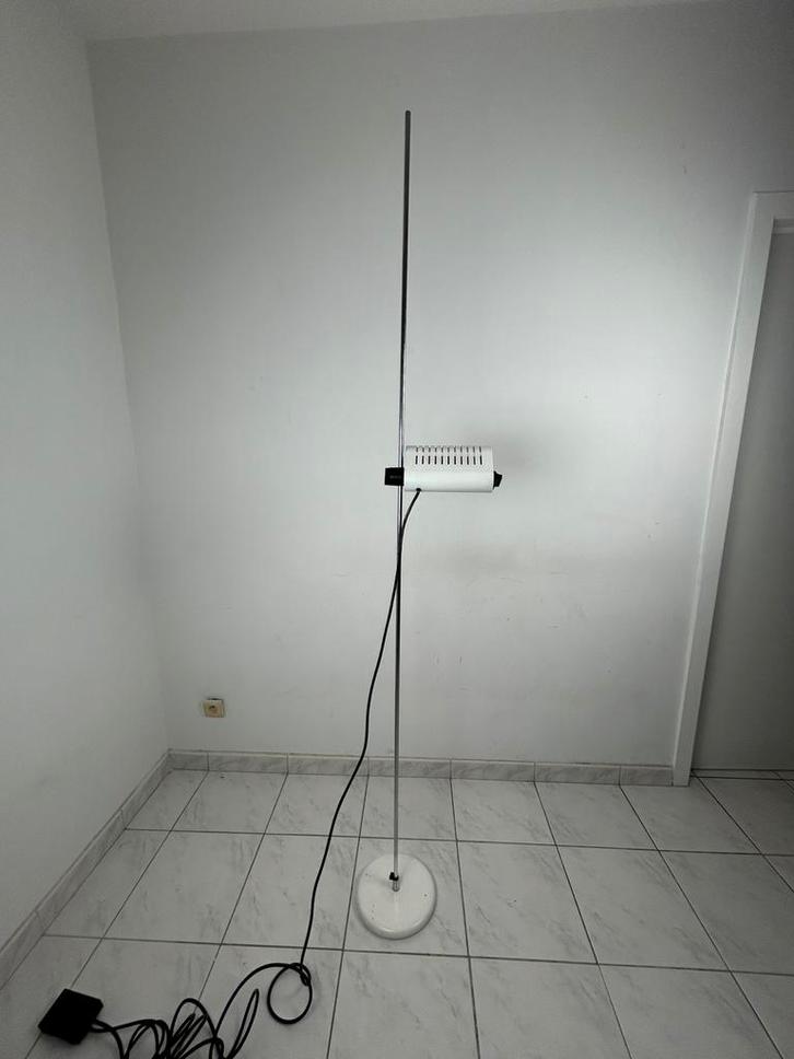 Vintage Joe Colombo vloerlamp voor O-Luce Italia, Antiek en Kunst, Antiek | Verlichting, Ophalen