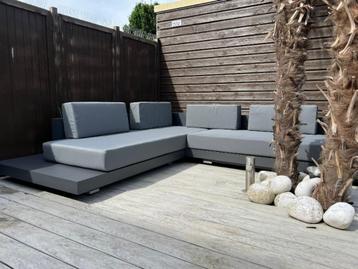 Design loungesets al vanaf 3499 euro beschikbaar voor biedingen