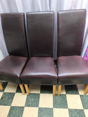 3 Stukken Lederen stoelen eettafel zo goed als nieuw  beschikbaar voor biedingen