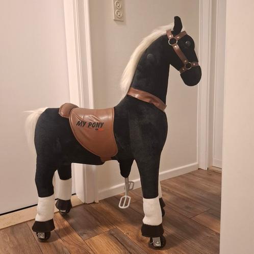 Zwarte Pony van MyPony, Kinderen en Baby's, Speelgoed | Hobbelfiguren, Gebruikt, Ophalen