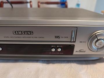 VHS-speler met afstandsbediening, Audio, Tv en Foto, Videospelers, Ophalen of Verzenden, Zo goed als nieuw