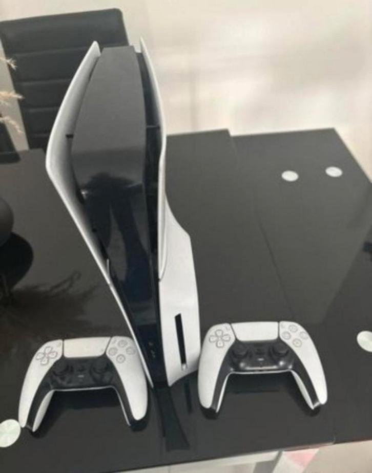 Ik ben op zoek naar ps5 voor onderdelen of kapot, Games en Spelcomputers, Spelcomputers | Sony PlayStation 5, Zo goed als nieuw