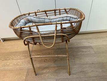 Rotan wieg - Lediakant - Kribbe - babybed, Kinderen en Baby's, Babywiegjes en Ledikanten, Ophalen, Gebruikt, Wieg
