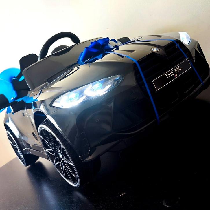 BMW M4 Électrique Enfant – Bleu Électrique – Edition Lim., Kinderen en Baby's, Speelgoed | Buiten | Accuvoertuigen, Nieuw, Ophalen of Verzenden