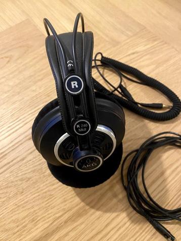 AKG K 240 MKII beschikbaar voor biedingen