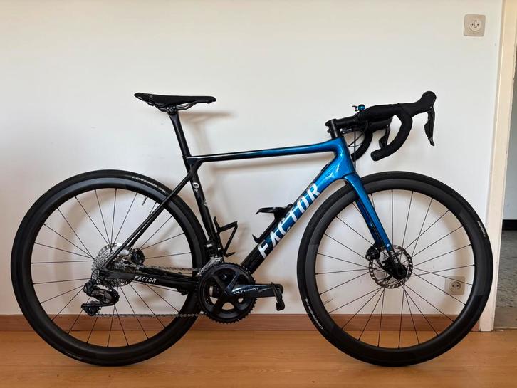 Factor O2, Fietsen en Brommers, Fietsen | Heren | Sportfietsen en Toerfietsen, Zo goed als nieuw, Overige merken, Meer dan 20 versnellingen