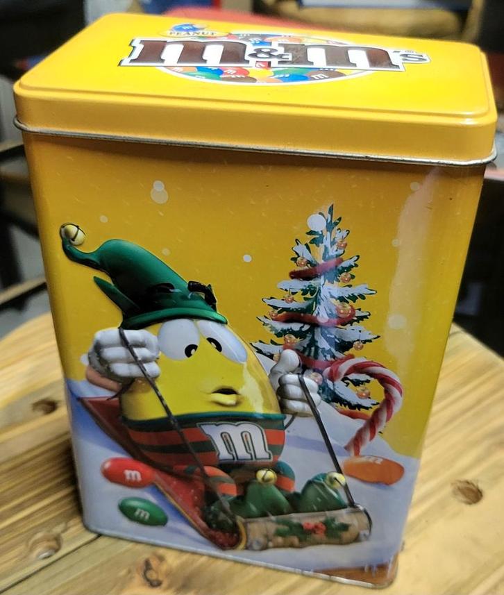Boîte de rangement vintage en étain M&M, Collections, Boîte en métal, Comme neuf, Enlèvement ou Envoi