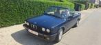 BMW Cabrio 318i oldtimer, Auto's, BMW, Beige, 4 cilinders, Cabriolet, Blauw