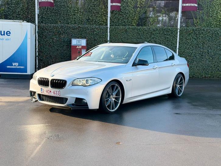 Bmw 520d f10 M packet, Autos, BMW, Particulier, ABS, Diesel, Euro 5, Automatique, Noir, Enlèvement