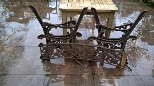 Antieke gietijzeren bankpoten, Tuin en Terras, Tuinbanken, Gebruikt, Metaal, Ophalen