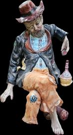 Capo di Monte porcelaine l'alcoolique, Enlèvement