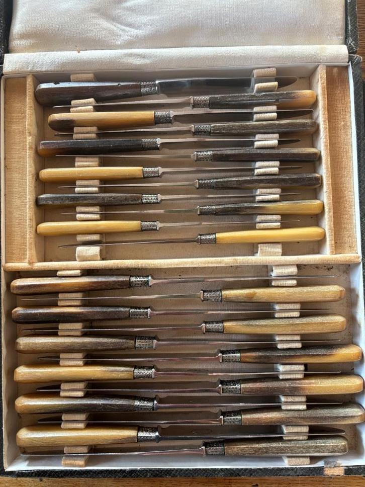 messen met hoorngrepen, Antiek en Kunst, Antiek | Bestek, Ophalen