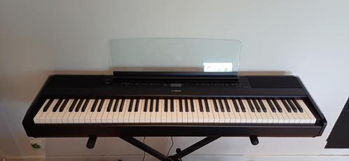 YAMAHA digitale piano, Muziek en Instrumenten, Piano's, Zo goed als nieuw, Piano, Zwart, Ophalen