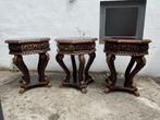 Tables en bois sculpté - ensemble de 3 pièces, Ophalen
