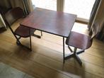 vintage bureau met 2 stoelen, Kinderen en Baby's, Ophalen, Gebruikt, Tafel(s) en Stoel(en)